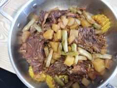 -内蒙焖面大盆骨餐馆(山大路店)