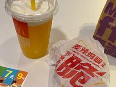 麦辣鸡腿堡-麦当劳(中山大道中店)