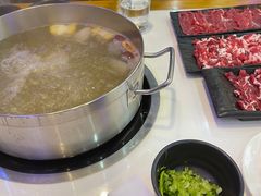 清汤牛腩锅-牛记皇鲜牛肉火锅(环球度假区梨园店)