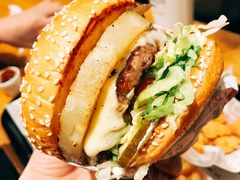 -The Habit Burger Grill 哈比特汉堡(爱琴海店)
