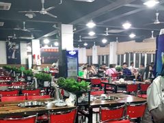 大堂-皖北巫氏三胖地锅鸡(长淮总店)