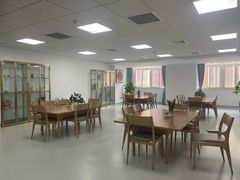 -奉贤东方美谷金汇敬老院·医护康复·日月星连锁(奉贤院)