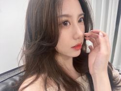 -AYO SALON