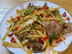 -牛八宝桂林米粉(八里庄店)