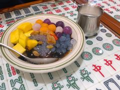 超级桃胶芋圆-堂屋糖水店(愚园店)