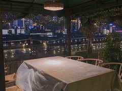 景观位-冰冰龙虾·江湖菜·花园江景餐厅
