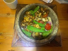 石锅牛蛙-灶丰年间(定安路店)