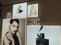 -Chanel(德基广场店)