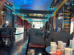 -屋有岛沉浸游戏旗舰店(中山公园店)