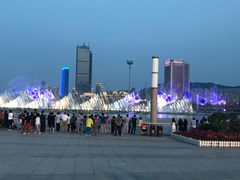 -东港音乐喷泉广场