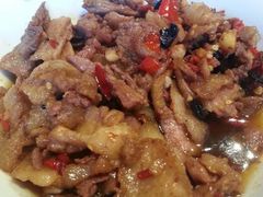 老坛肉炒肉-天怡·鱼工厂(临江店)