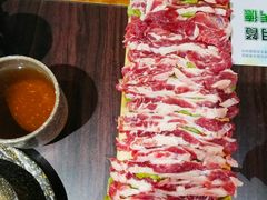 金牌肥牛-臻馆小龙虾