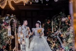 -拉瑞娜LaReine婚纱礼服高级定制