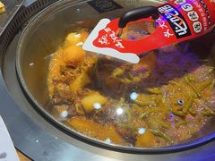 -山河屯铁锅炖(哈西站店)