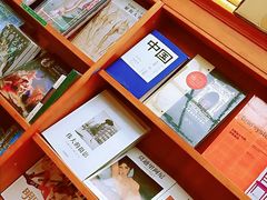 -西西弗书店&矢量咖啡(壹方购物中心店)