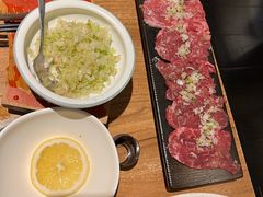 京葱牛排-炼火烤肉店