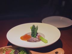 绿芦笋黎麦柚玛火腿鱼籽-鹿萤季·营地小馆(皇后公园店)