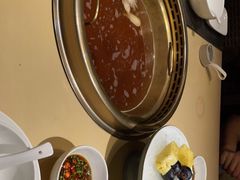 -余欢领鲜火锅(新街口店)