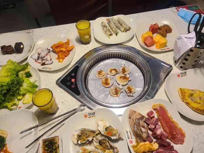 佰烧自助烤肉泰华店(泰华城假日广场店)-"自助很丰盛,不过限量的螃蟹