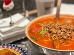 -粉八·云南米线·建水烧烤(常熟路店)