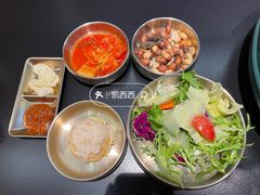 -金家炭火烤肉烤鳗鱼(环球中心店)