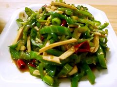 青椒白干-黑皮酸菜鱼(绣花巷店)