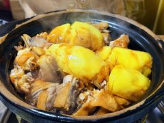 榴莲瓦煲鸡-东川炭炉鸡煲·榴莲瓦煲鸡(广州首店)