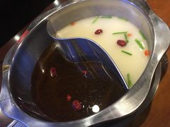 -亿诣蝎府炸酱面羊蝎子火锅(酷车小镇店)