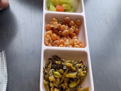 -江宴渔村·鱼鲜土菜(紫荆广场店)