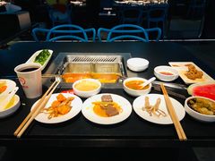 -海底捞火锅智慧餐厅(中骏世界城店)