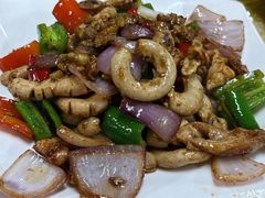 -大石鼓山庄·珠海第一烧猪