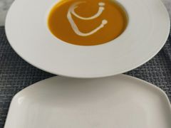 奶油栗子南瓜汤-小莫餐厅And More Restaurant西餐(北京展览馆店)