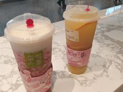 -奈雪的茶(佛山顺德美的悦然广场店)