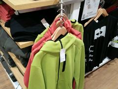 -优衣库(上海虹口龙之梦店)