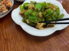 -胡子饮食店