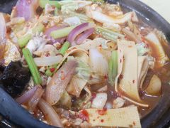 -峰味香.酱香米线.黄焖鸡(定西路店)