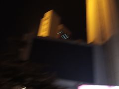 -北京保利大厦酒店(东四十条地铁站店)