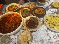 -耙吉吉川味小酒馆(本地人回头店)