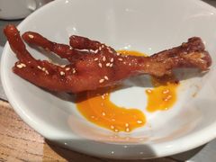 辣卤凤爪-探鱼·鲜青椒爽麻烤鱼(银泰城店)