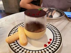 招牌提拉米苏-IL TEATRO 精品意大利餐厅