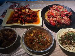 -巴厘龙虾·榜首油焖大虾(洞庭·艺术洋房店)