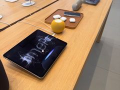 -Apple零售店(华贸购物中心店)