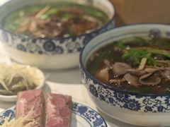 -镇南锅盖面馆(解放路店)