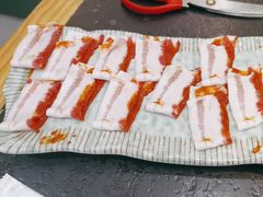 -臻牛烤肉