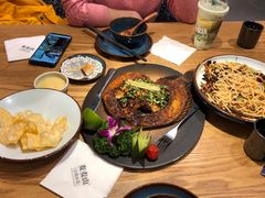 -麦麦山云南菜(复地活力城店)