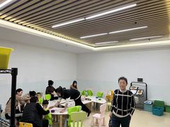 -爱威盛亲子俱乐部·纽约国际早托中心