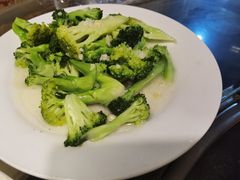 蒜蓉西蓝花-姥家大锅台水库渔家