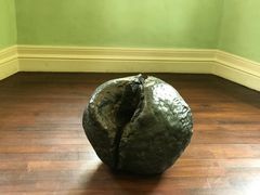 -Nathalie Djurberg与Hans Berg“牛皮纸包裹的月亮”-Prada荣宅当季展览
