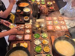 -银米·云南传统过桥米线(双廊黑金冠店)