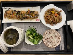 -厦门屿爱月子中心(独栋海湾店)